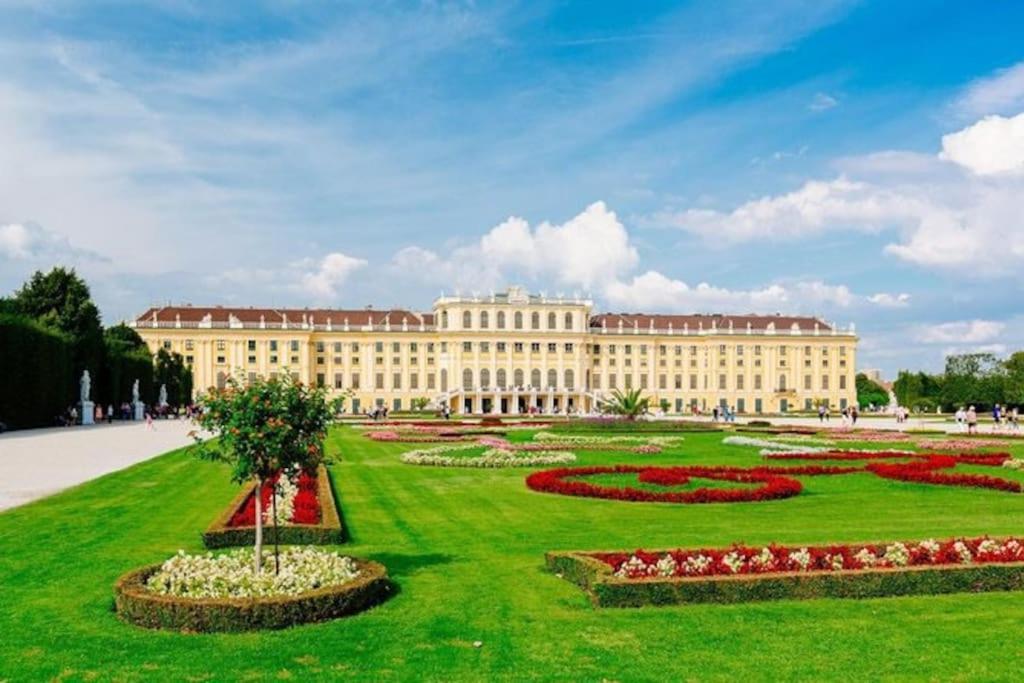 Beautiful 1 Bedroom Apartment Near Schoenbrunn Vienna Esterno foto