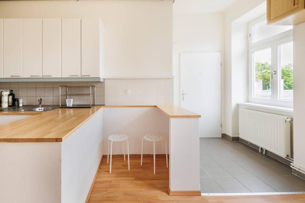 Beautiful 1 Bedroom Apartment Near Schoenbrunn Vienna Esterno foto